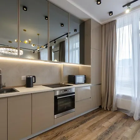 Petrovdom In Luxury Apartments At 68 Zhylyanska Street,38 Perlyna Kyiv Exterior photo