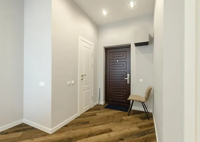 Petrovdom In Luxury Apartments At 68 Zhylyanska Street,38 Perlyna