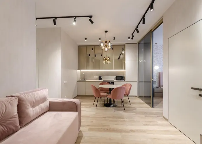 Petrovdom In Luxury Apartments At 68 Zhylyanska Street,38 Perlyna