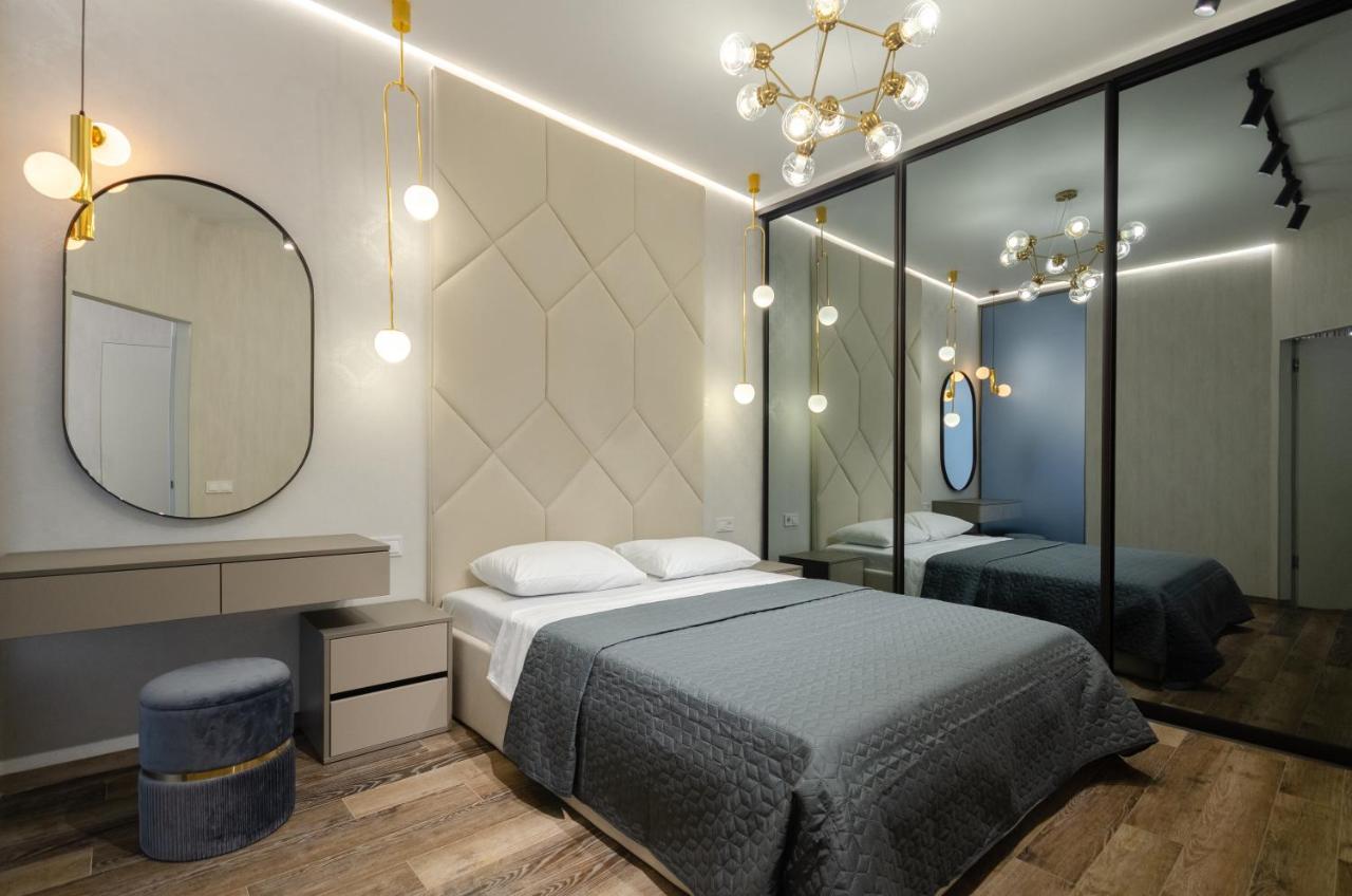Petrovdom In Luxury At 68 Zhylyanska Street,38 Perlyna Apartment *