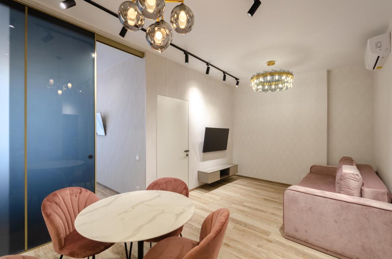 Petrovdom In Luxury At 68 Zhylyanska Street,38 Perlyna *