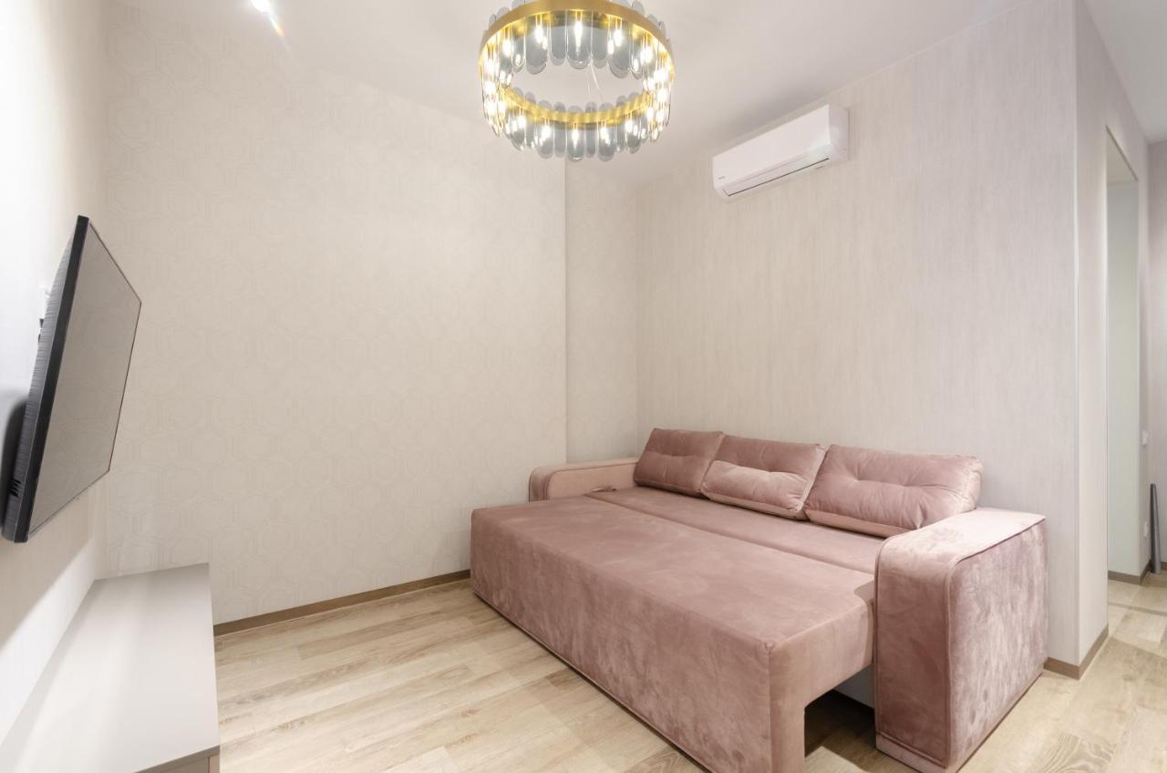 Petrovdom In Luxury At 68 Zhylyanska Street,38 Perlyna Kyiv