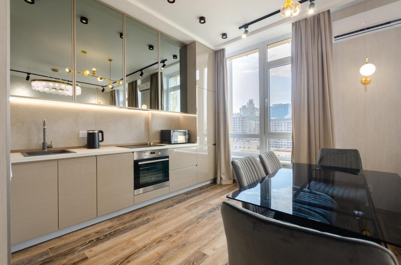 Petrovdom In Luxury At 68 Zhylyanska Street,38 Perlyna Kyiv